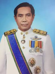 Dr Channarong Suhongsa